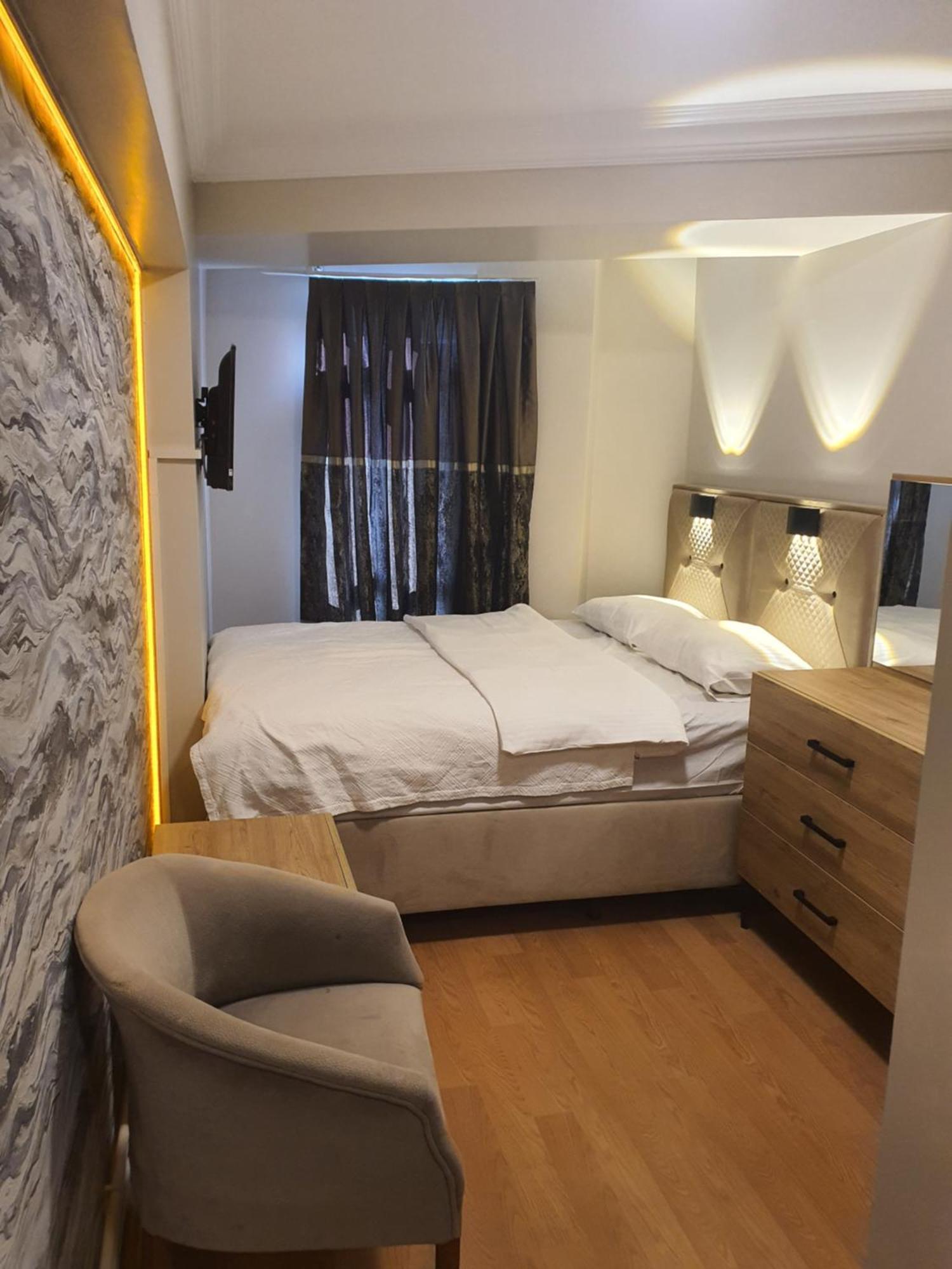 Kadikoey Bristol Hotel Istanboel Buitenkant foto